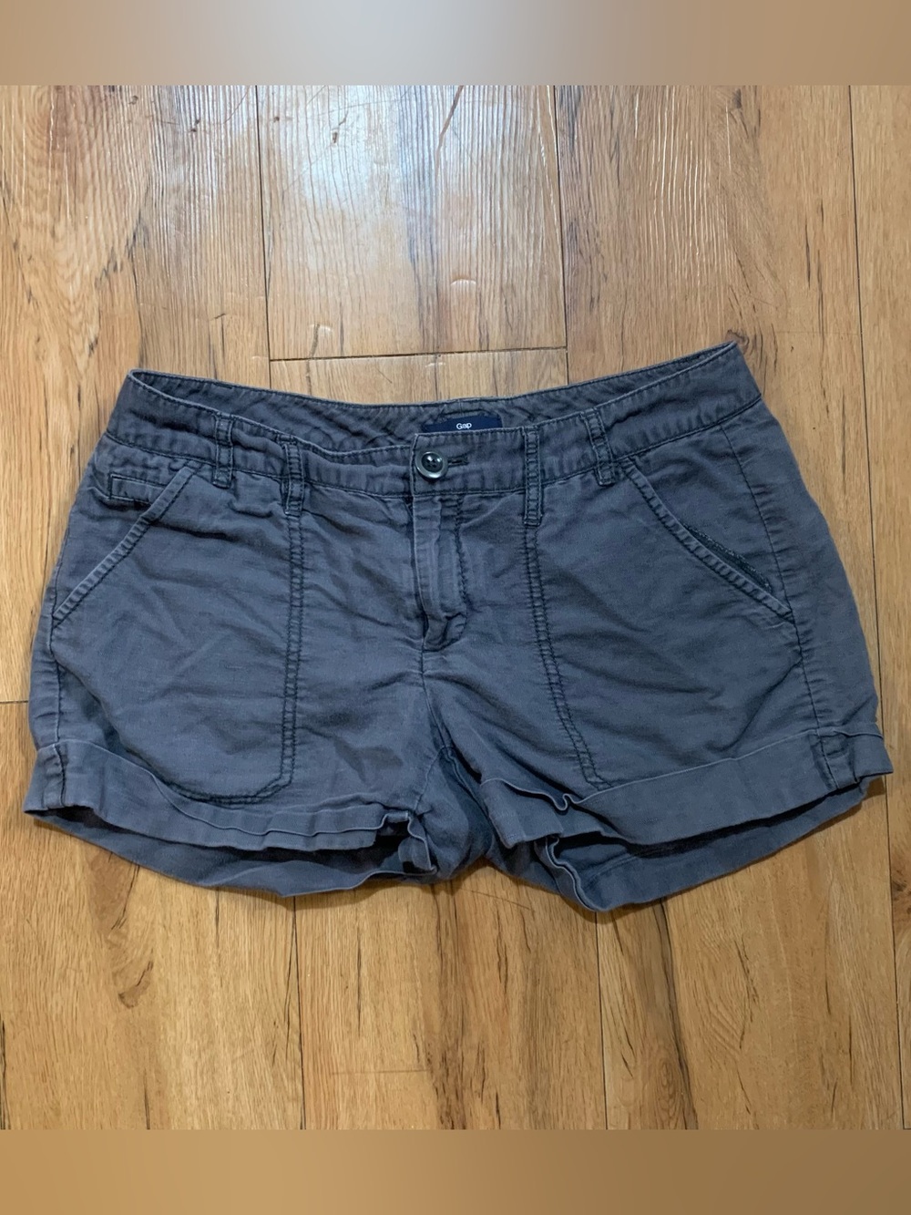 Y2K cargo gap shorts